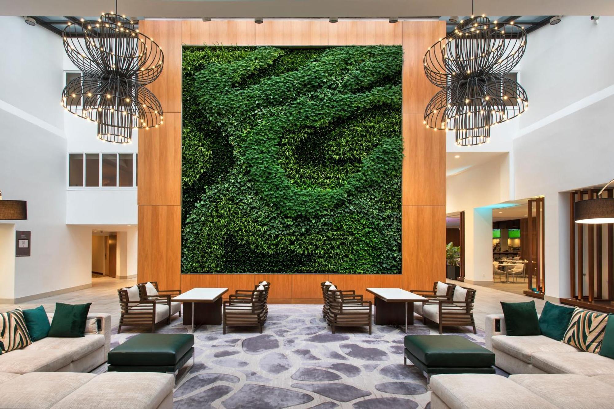 Hotel Long Island Marriott