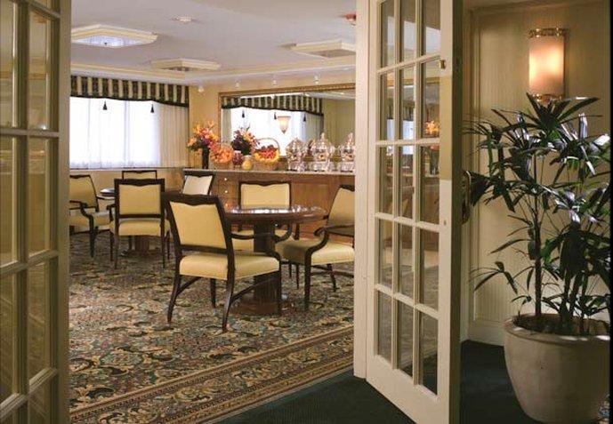Hotel Long Island Marriott