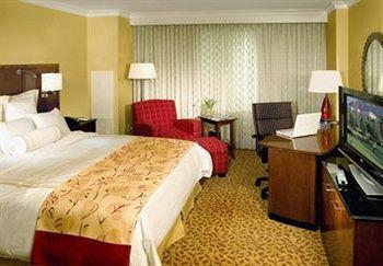 Long Island Marriott 3*